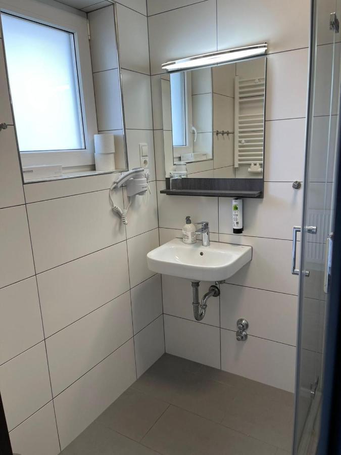 Hotel Wiesental Naehe Friedrichshafen Меккенбойрен Экстерьер фото