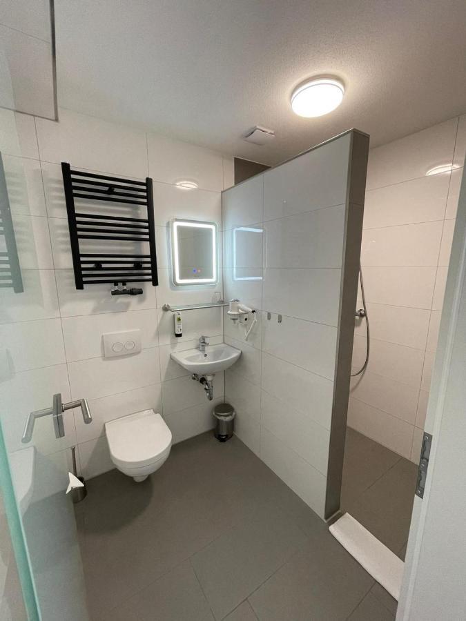 Hotel Wiesental Naehe Friedrichshafen Меккенбойрен Экстерьер фото