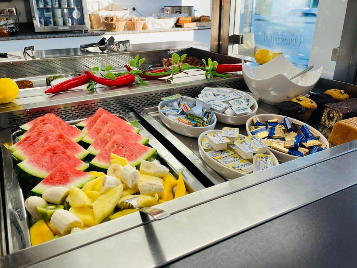 Hotel Wiesental Naehe Friedrichshafen Меккенбойрен Экстерьер фото