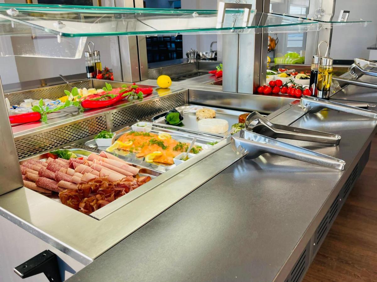 Hotel Wiesental Naehe Friedrichshafen Меккенбойрен Экстерьер фото