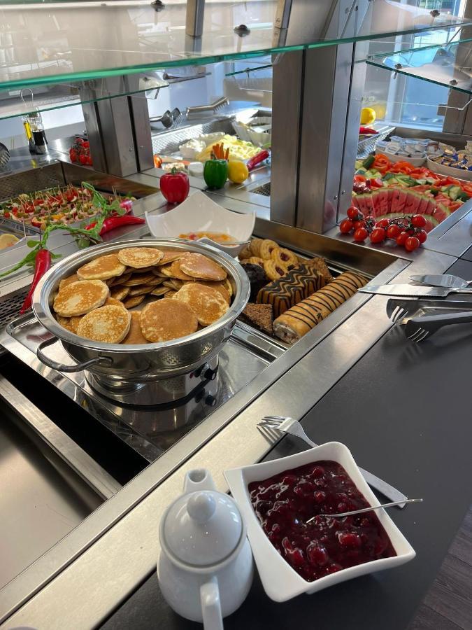Hotel Wiesental Naehe Friedrichshafen Меккенбойрен Экстерьер фото