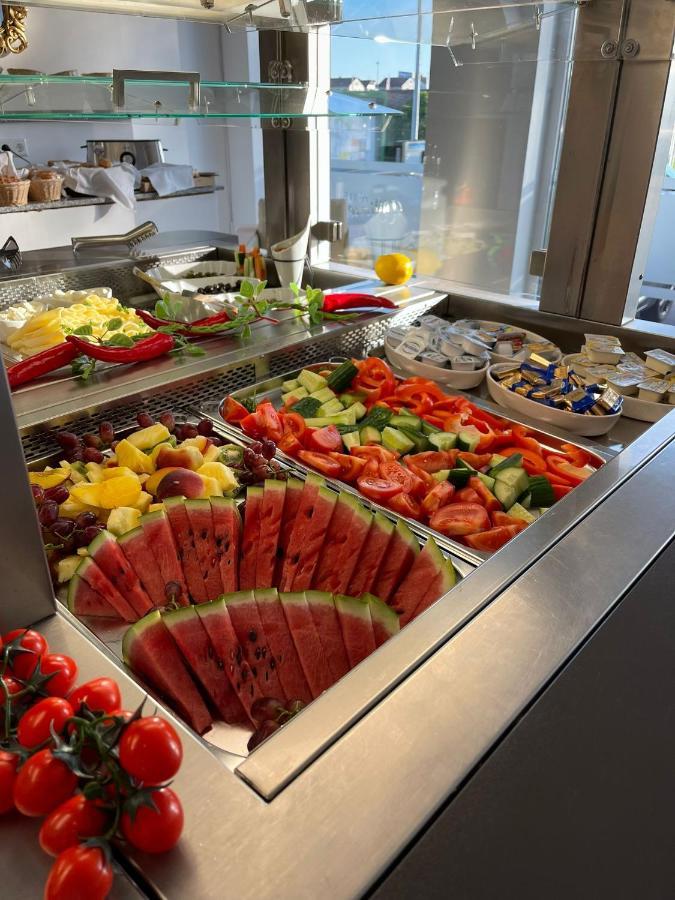 Hotel Wiesental Naehe Friedrichshafen Меккенбойрен Экстерьер фото