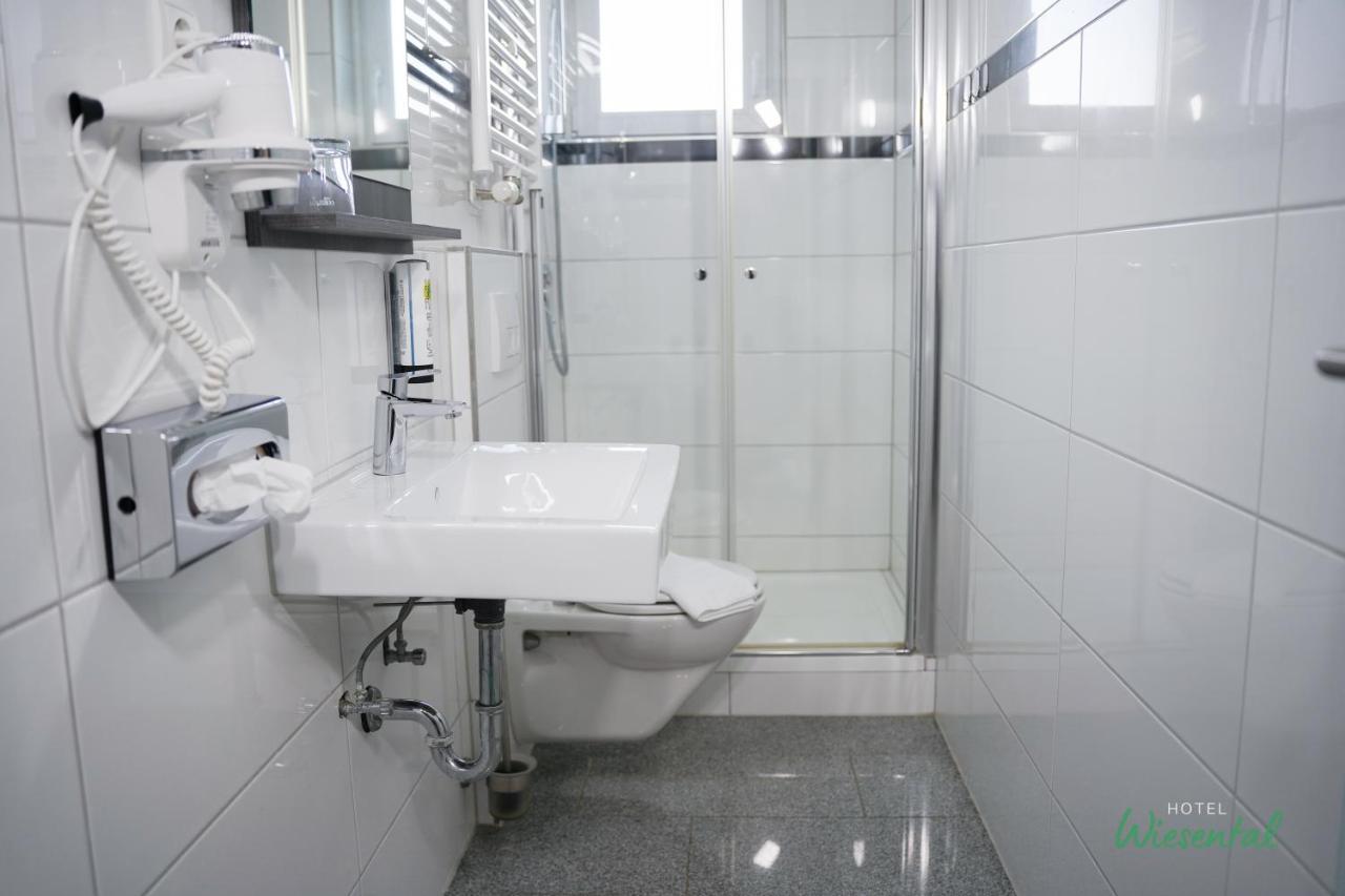 Hotel Wiesental Naehe Friedrichshafen Меккенбойрен Экстерьер фото