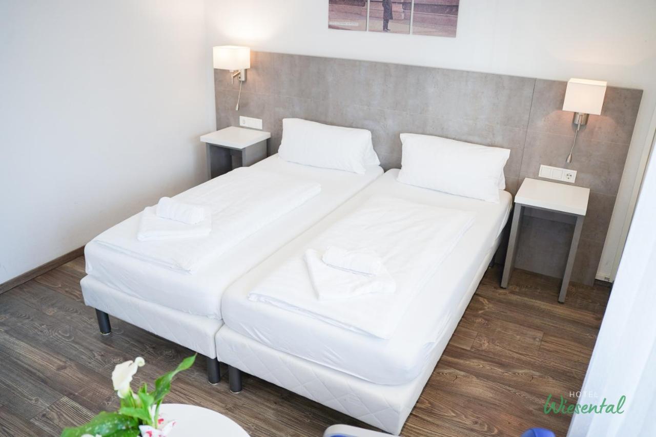 Hotel Wiesental Naehe Friedrichshafen Меккенбойрен Экстерьер фото