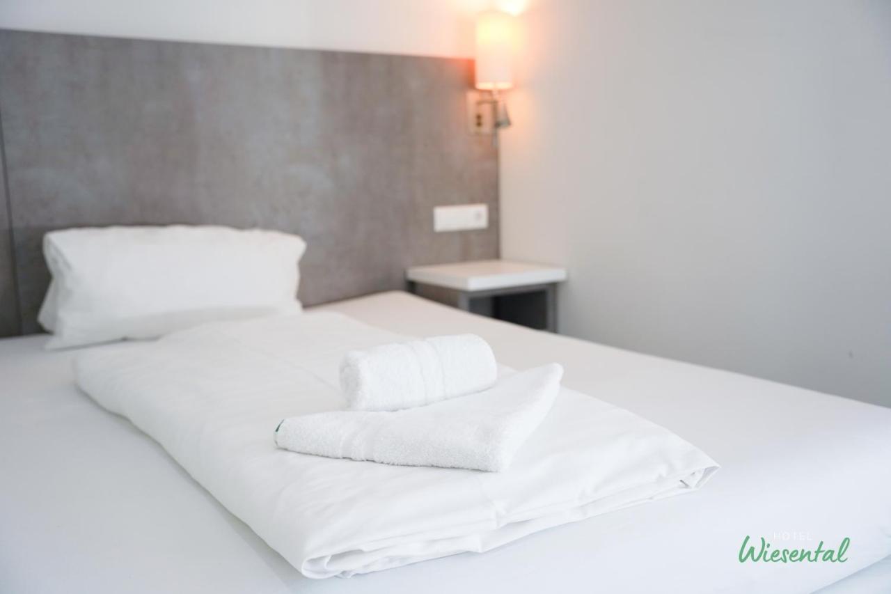 Hotel Wiesental Naehe Friedrichshafen Меккенбойрен Экстерьер фото